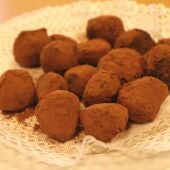 Receta de trufas de chocolate: cómo hacerlas fácil con este vídeo de menos un minuto