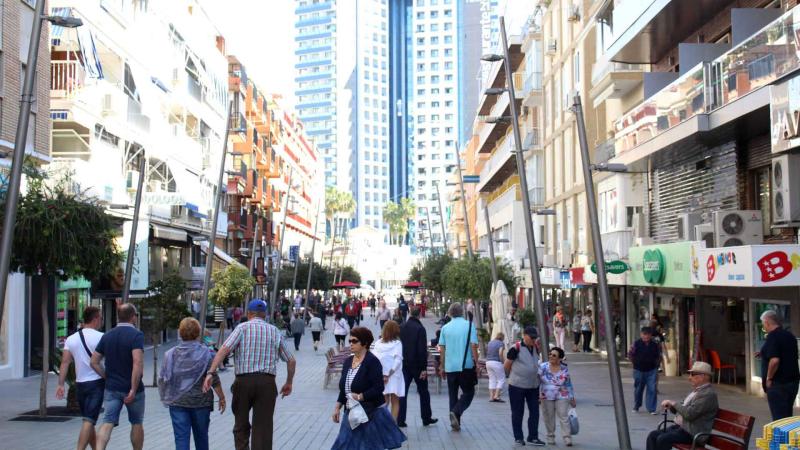 Benidorm abre una nueva convocatoria de bonos #BenidormTeDaMás Benidorm abre una nueva convocatoria de bonos #BenidormTeDaMás
