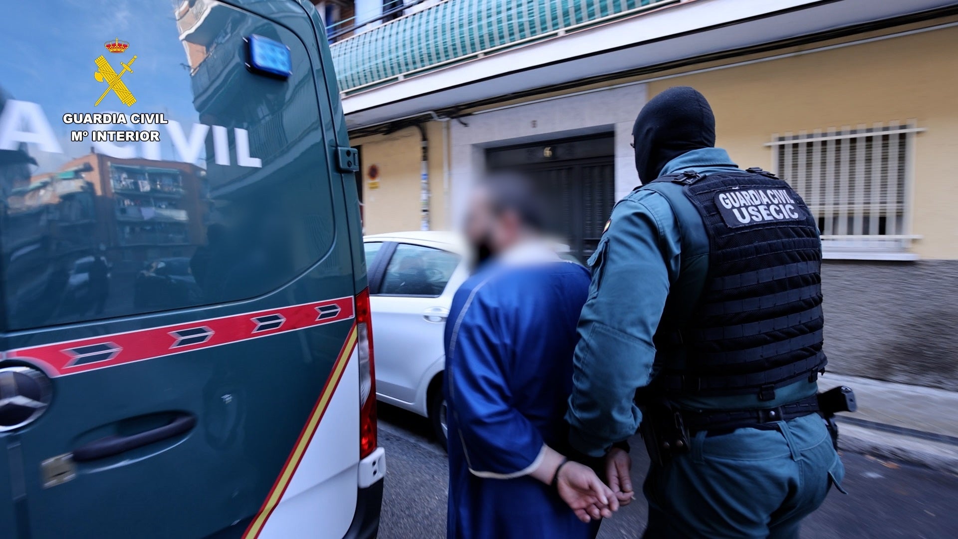 Detenido en Madrid un imán y profesor de árabe que trataba de captar menores para el Dáesh Detenido en Madrid un imán y profesor de árabe que trataba de captar menores para el Dáesh