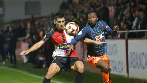 Alí Fadal debuta con el Valencia Alí Fadal debuta con el Valencia