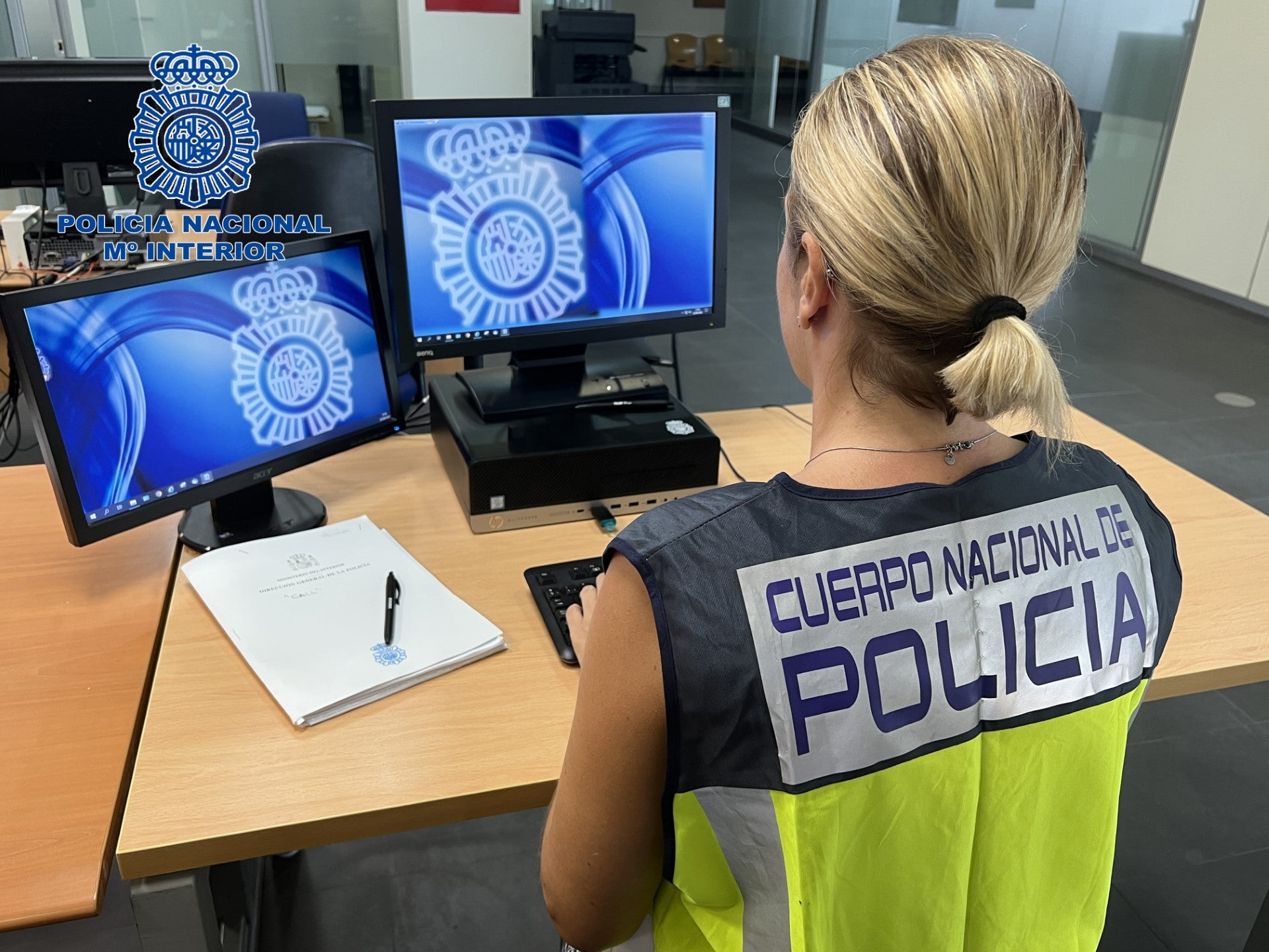 Detenidos en Elche por apropiarse de 120.000 euros de una asociación que tuvo que cesar temporalmente su actividad Detenidos en Elche por apropiarse de 120.000 euros de una asociación que tuvo que cesar temporalmente su actividad