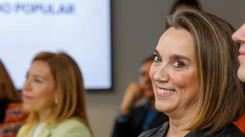 La secretaria general del PP, Cuca Gamarra, participa en el Comité de Dirección del PP-Aragón El PP pedirá que la admisión a trámite de la amnistía se vote por llamamiento