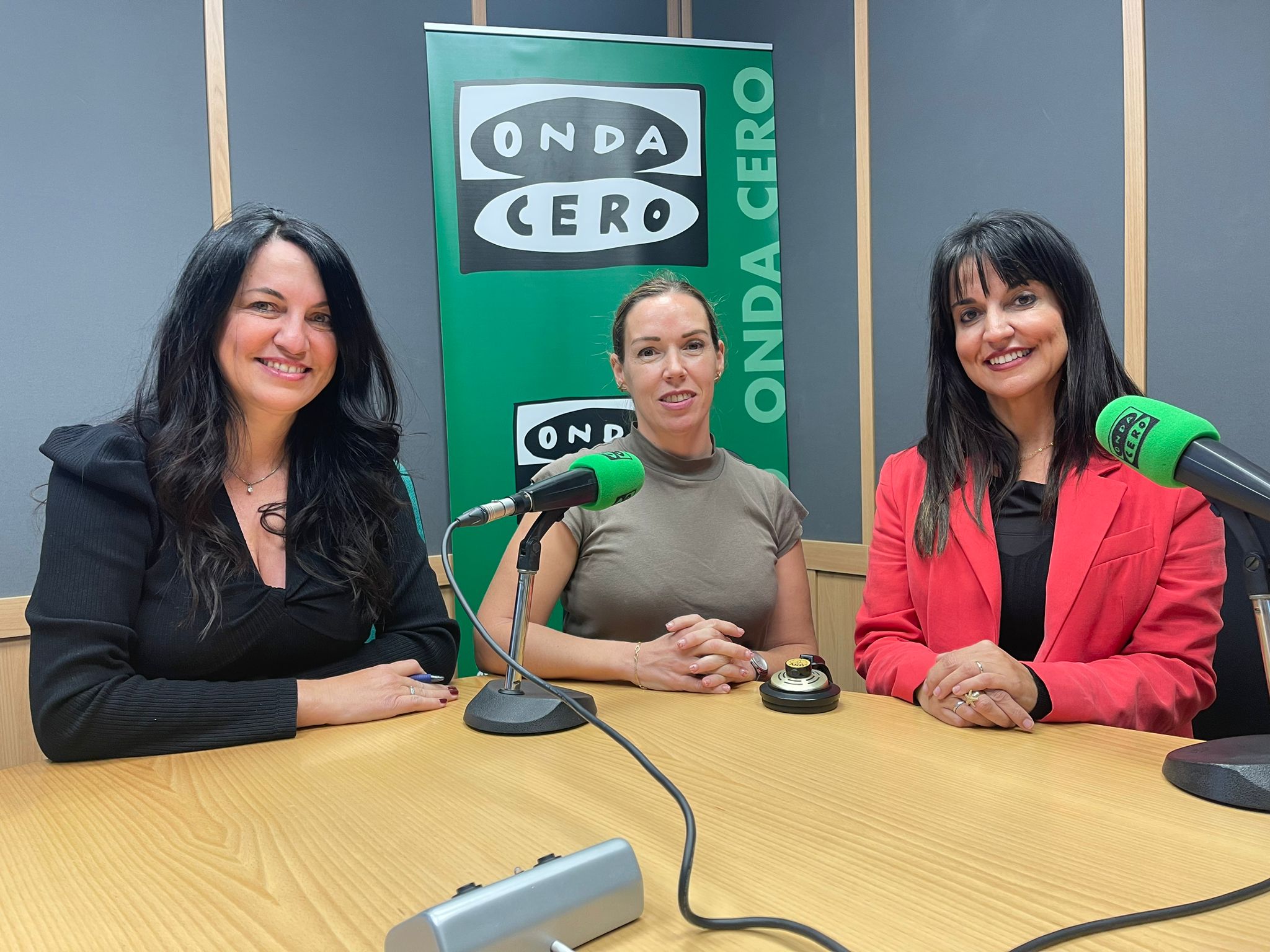 Bikini Azul, el vermut artesanal de Alicante que nace de la necesidad de encontrar un producto local de calidad con toque femenino Bikini Azul, el vermut artesanal de Alicante que nace de la necesidad de encontrar un producto local de calidad con toque femenino