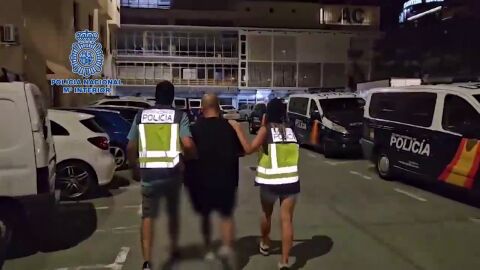 La Policía Nacional incauta 1 tonelada de cocaína en un chalet de Tenerife, la mayor cantidad de la historia 