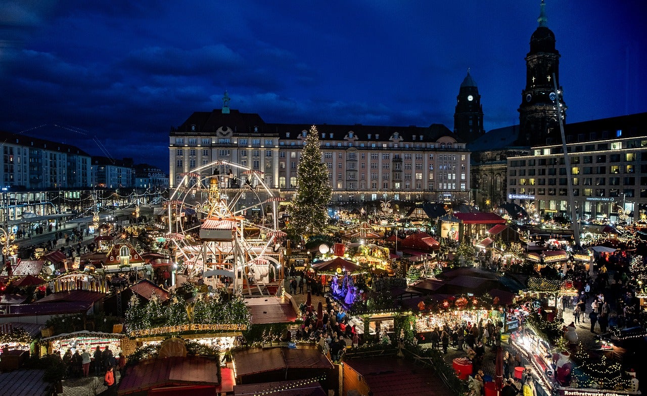 Weekend news Christmas 2023: La Navidad llega a 'Noticias fin de semana' con la mejor música Weekend news Christmas 2023: La Navidad llega a 'Noticias fin de semana' con la mejor música