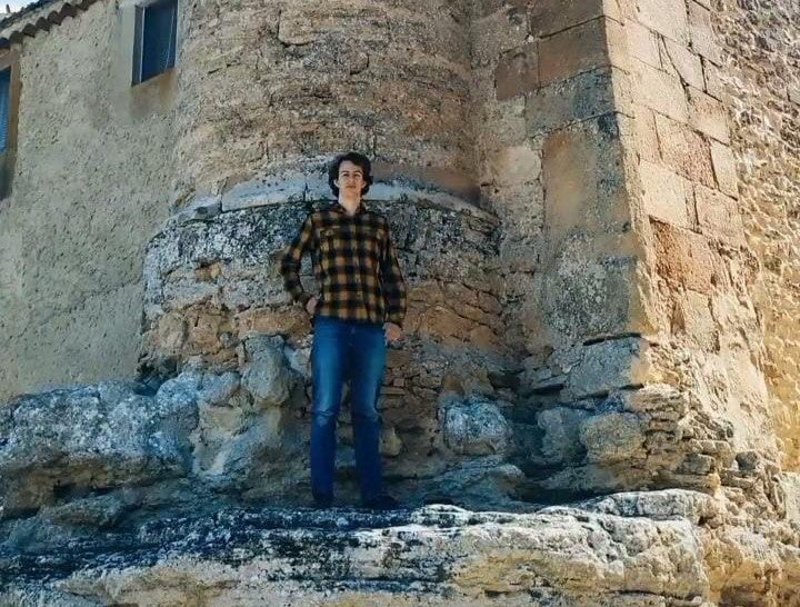 Arturo Francisco Barbero, el joven de 18 años cuya queja ha llegado a la Comisión Europea Arturo Francisco Barbero, el joven de 18 años cuya queja ha llegado a la Comisión Europea