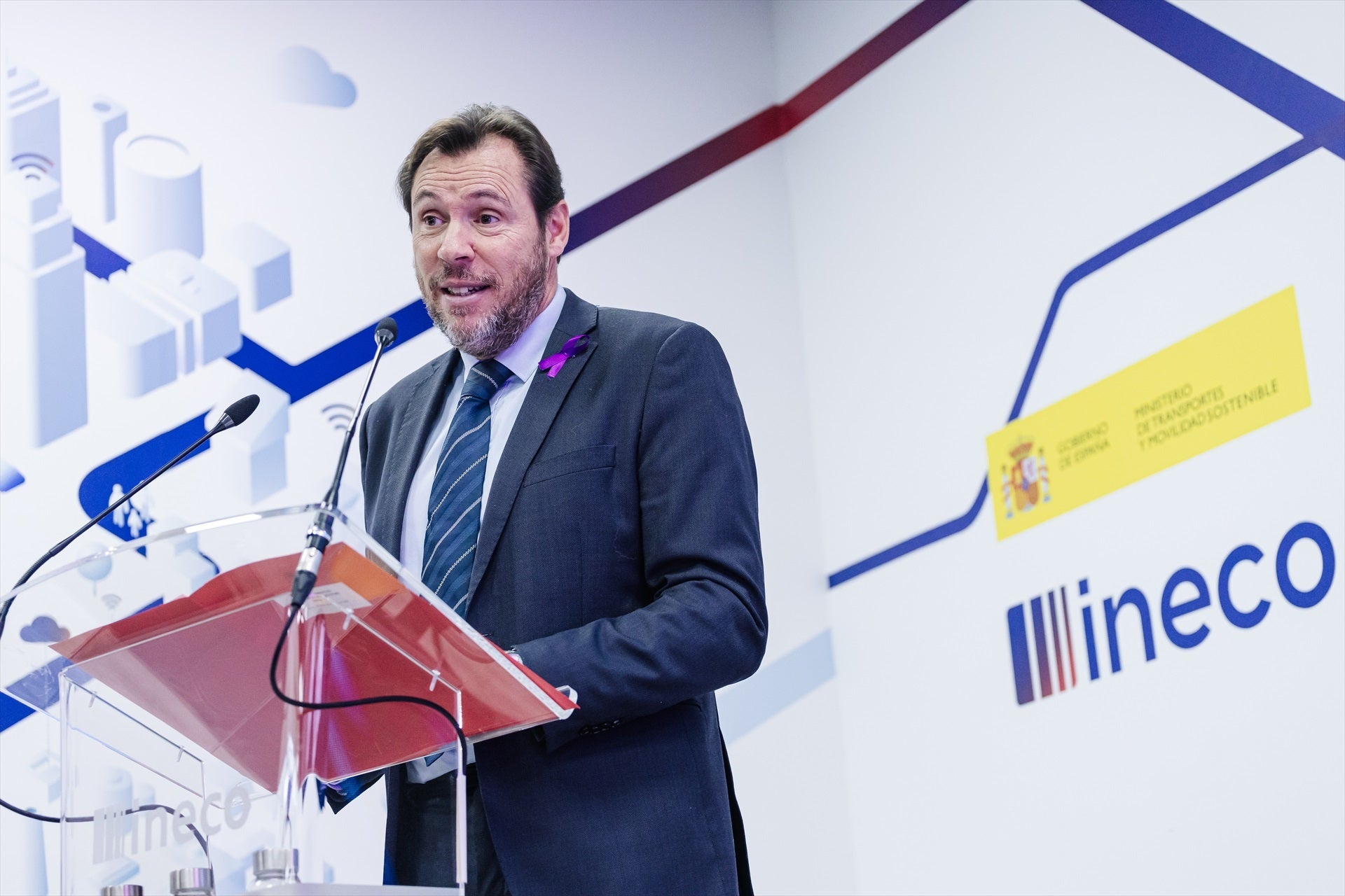 Puente publica el informe de Adif sobre las causas de los descarrilamientos en Atocha Puente publica el informe de Adif sobre las causas de los descarrilamientos en Atocha