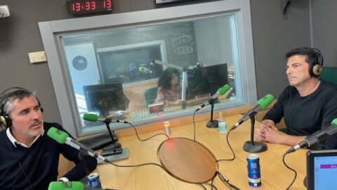 En tertulia sobre la sanidad balear y las listas de espera con el presidente del Colegio de Médicos de Baleares, Carles Recasens (Izquierda) y el secretario de Satse Balears, Jorge Tera (Derecha). En tertulia sobre la sanidad balear y las listas de espera con el presidente del Colegio de Médicos de Baleares, Carles Recasens (Izquierda) y el secretario de Satse Balears, Jorge Tera (Derecha).
