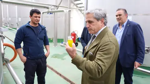 El Consejero de Gestión Forestal se reúne con el sector agrario, regantes y cooperativas de Guareña y su comarca El Consejero de Gestión Forestal se reúne con el sector agrario, regantes y cooperativas de Guareña y su comarca