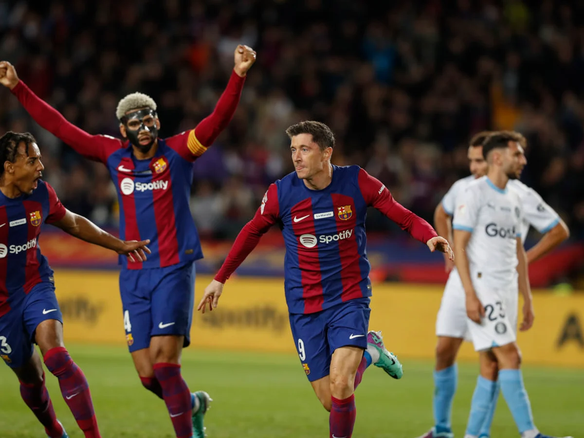 Lewandowski, Gündogan y Araujo viajan finalmente a Amberes | Onda Cero Radio