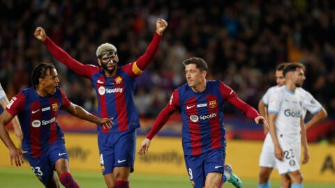 Lewandowski, G&uuml;ndogan y Araujo viajan finalmente a Amberes