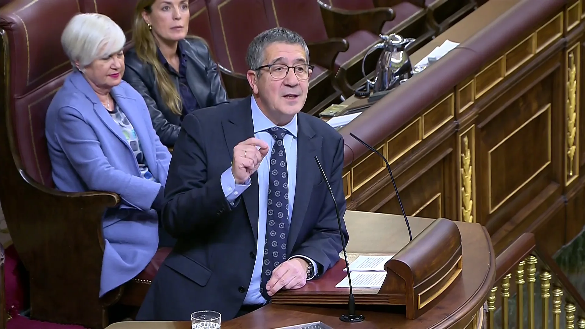 Patxi López defiende la amnistía ante las críticas de la derecha: "Cuanto más nos amenazan, más convencidos estamos" Patxi López defiende la amnistía ante las críticas de la derecha: "Cuanto más nos amenazan, más convencidos estamos"