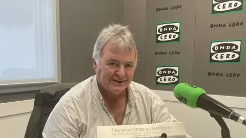 Carlos Llorca Stratton en Más de uno Marina Baixa. Carlos Llorca Stratton en Más de uno Marina Baixa.