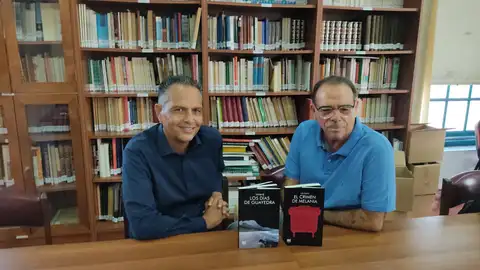 Santiago Gil y Luis Socorro Santiago Gil y Luis Socorro