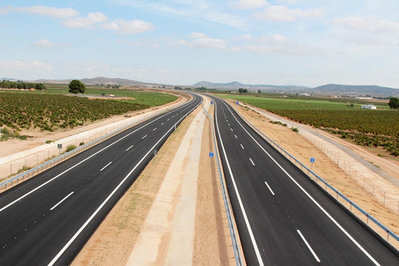 El último tramo de la autovía A-33 estará concluido en enero El último tramo de la autovía A-33 estará concluido en enero