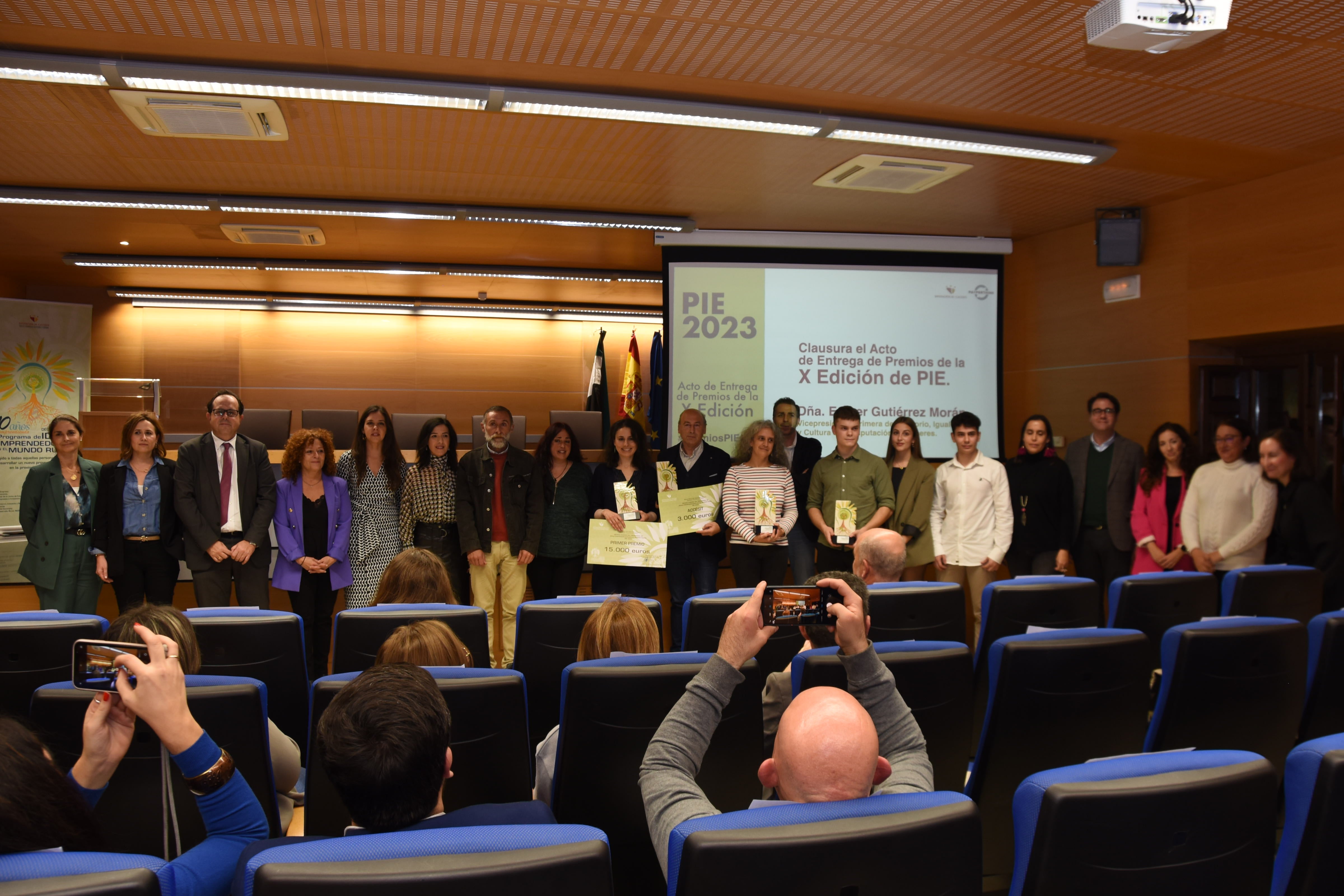 “Yogures sanos y sostenibles”, “Parque astronómico Sierra de Gata”, “Memorias du nosu lugal” y “Brave Kids”, premios PIE 2023 “Yogures sanos y sostenibles”, “Parque astronómico Sierra de Gata”, “Memorias du nosu lugal” y “Brave Kids”, premios PIE 2023