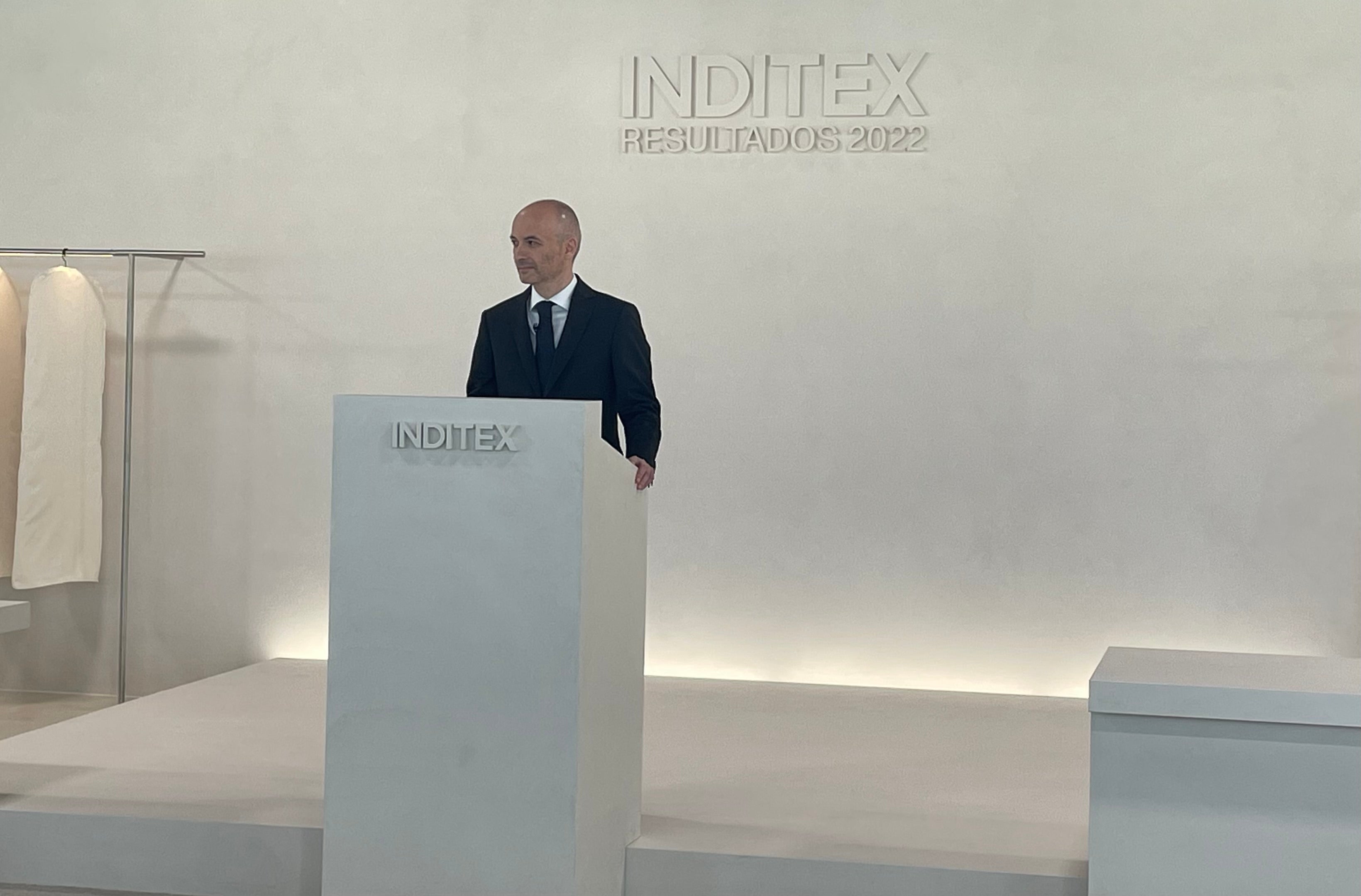 Inditex consolida resultados en los nueve primeros meses del año fiscal Inditex consolida resultados en los nueve primeros meses del año fiscal