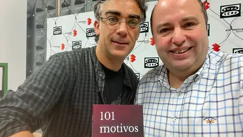 José Andrés López de la Rica junto a Marcos Galván José Andrés López de la Rica junto a Marcos Galván