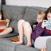 Los menores empiezan a ver porno en internet a los 12 años
