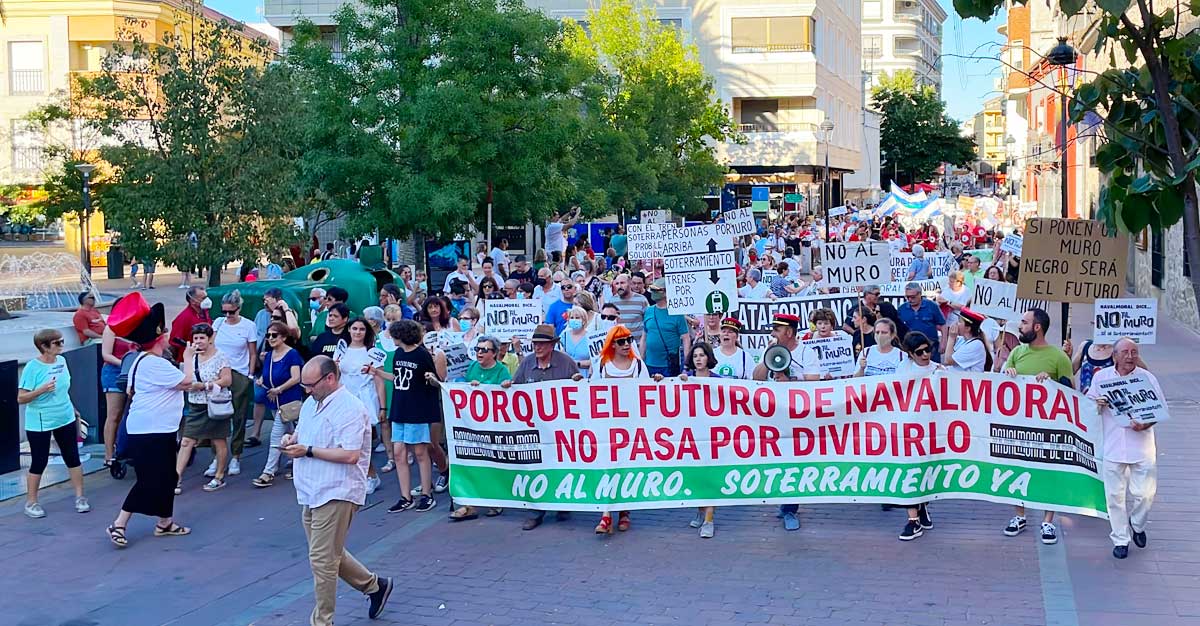 La Junta insiste en la viabilidad del soterramiento del tren en Navalmoral porque "es una solicitud del pueblo" La Junta insiste en la viabilidad del soterramiento del tren en Navalmoral porque "es una solicitud del pueblo"