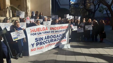 Concentración de abogados del turno de oficio en Ciudad Real