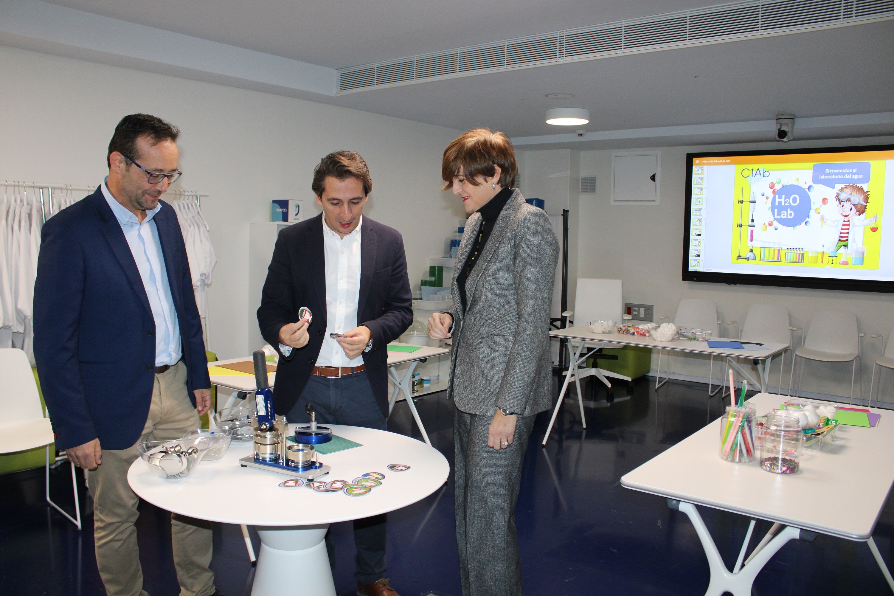 1.500 personas podrán disfrutar de la Navidad organizada por Aguas de Albacete y el ayuntamiento 1.500 personas podrán disfrutar de la Navidad organizada por Aguas de Albacete y el ayuntamiento