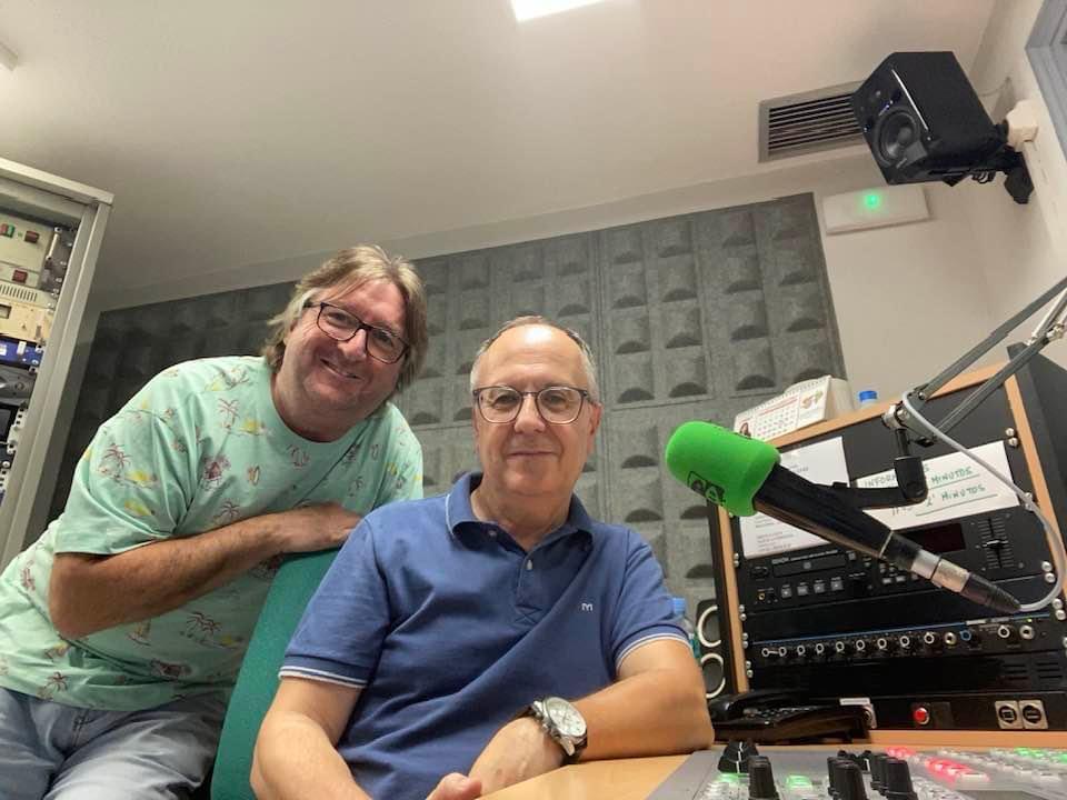 Más allá de nuestras 12 uvas: tradiciones de fin de año por el mundo con José Martín Mengual Más allá de nuestras 12 uvas: tradiciones de fin de año por el mundo con José Martín Mengual