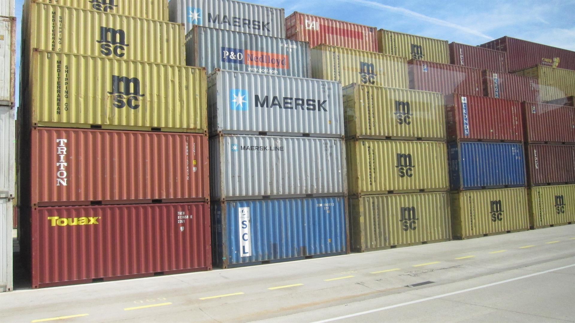 La economía valenciana cerrará el año con un crecimiento de más del 2% pero habrá "ralentización", según la CEV La economía valenciana cerrará el año con un crecimiento de más del 2% pero habrá "ralentización", según la CEV