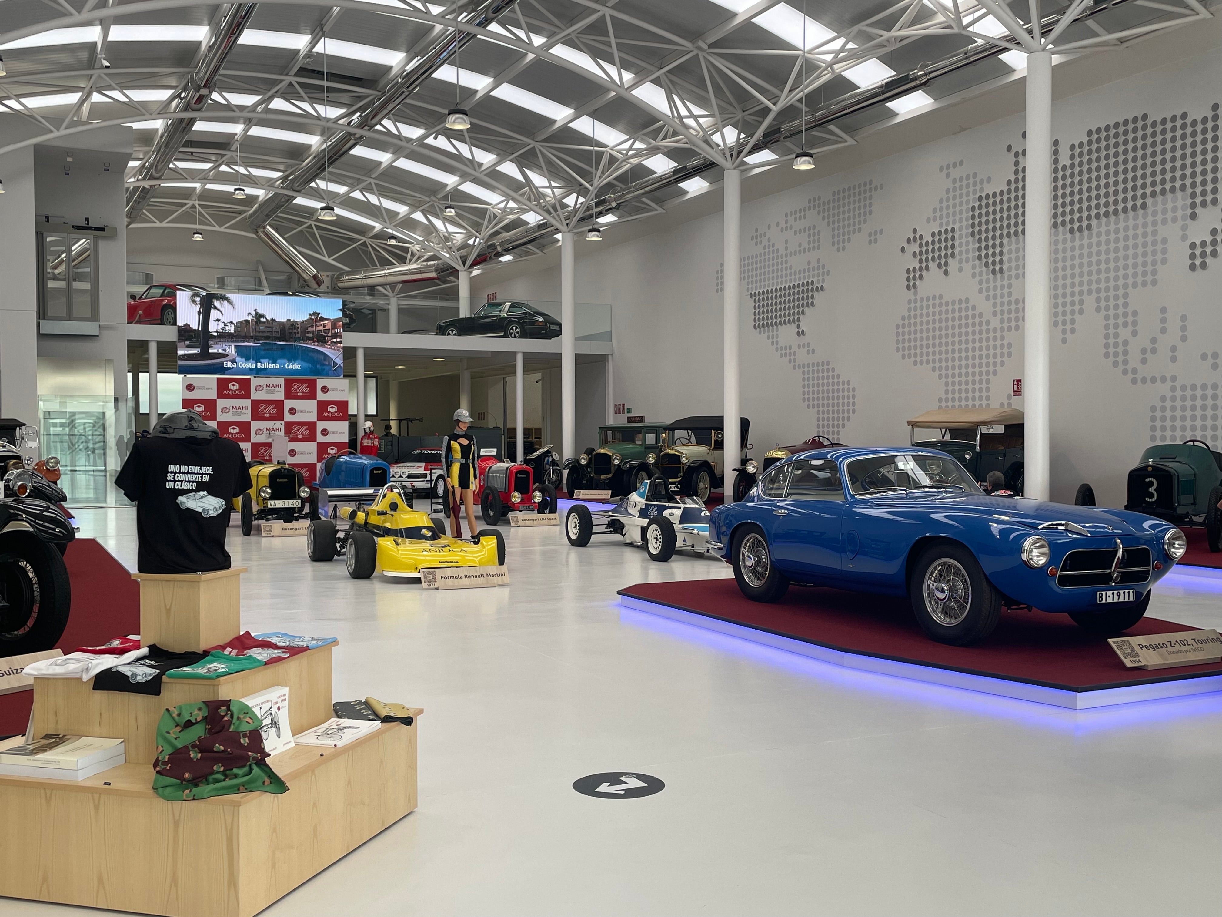 Abre el Museo de Automoción e Historia tras décadas de espera Abre el Museo de Automoción e Historia tras décadas de espera