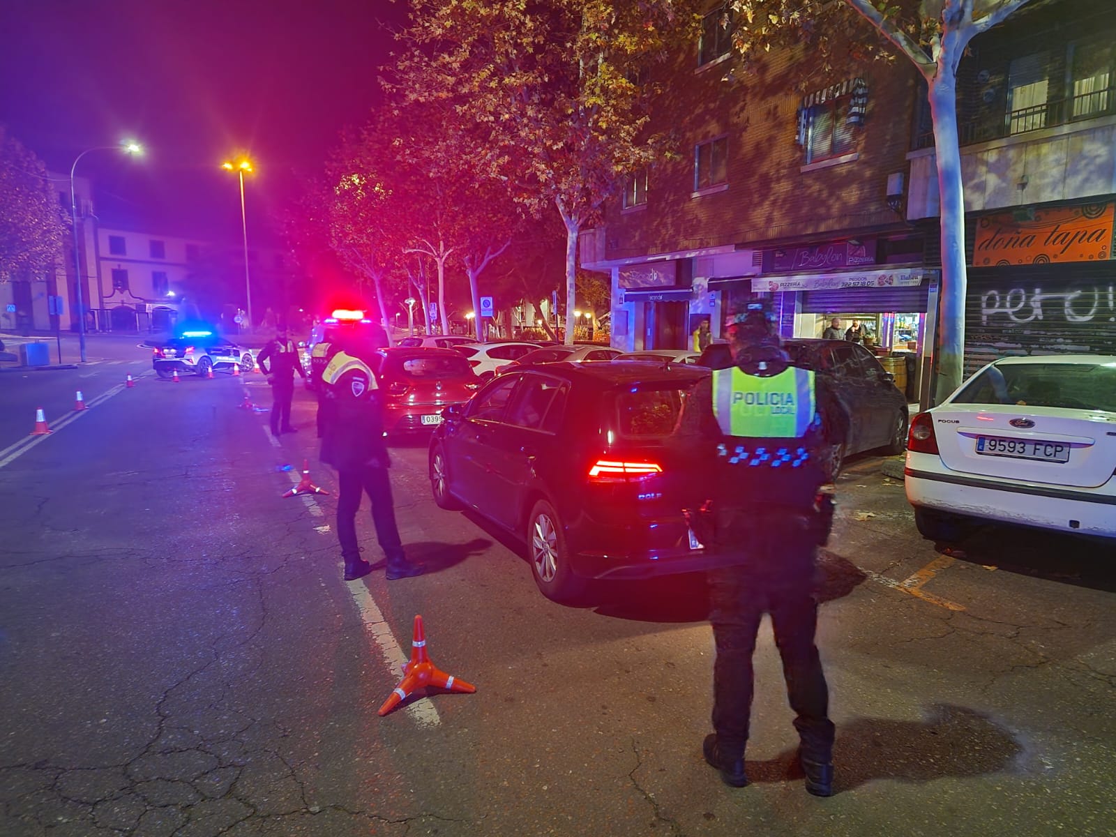 Detienen a un hombre en Ciudad Real tras alterar el orden en un local y golpear y amenazar a los agentes Detienen a un hombre en Ciudad Real tras alterar el orden en un local y golpear y amenazar a los agentes