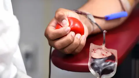 Francisco del Amo, el mayor donante de sangre de España y de Europa. Madrid celebra la Semana de la Donación de Sangre