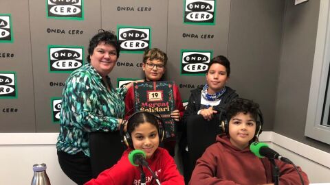 Alumnos del CEIP Mare Nostrum de la VIla Joiosa nos invitan a su Mercat Solidari