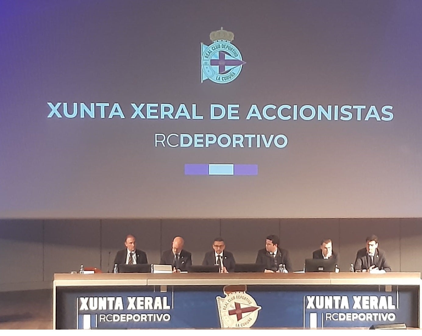 ABANCA acelera para que el Dépor salga del concurso de acreedores y vuelva al fútbol profesional en junio de 2024 ABANCA acelera para que el Dépor salga del concurso de acreedores y vuelva al fútbol profesional en junio de 2024