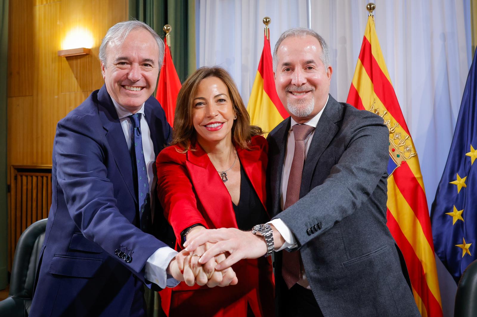 Día histórico para el nuevo campo de fútbol de Zaragoza Día histórico para el nuevo campo de fútbol de Zaragoza