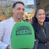 Satisfacción en la administración de lotería de Alcázar de San Juan que ha dado el primer premio Satisfacción en la administración de lotería de Alcázar de San Juan que ha dado el primer premio