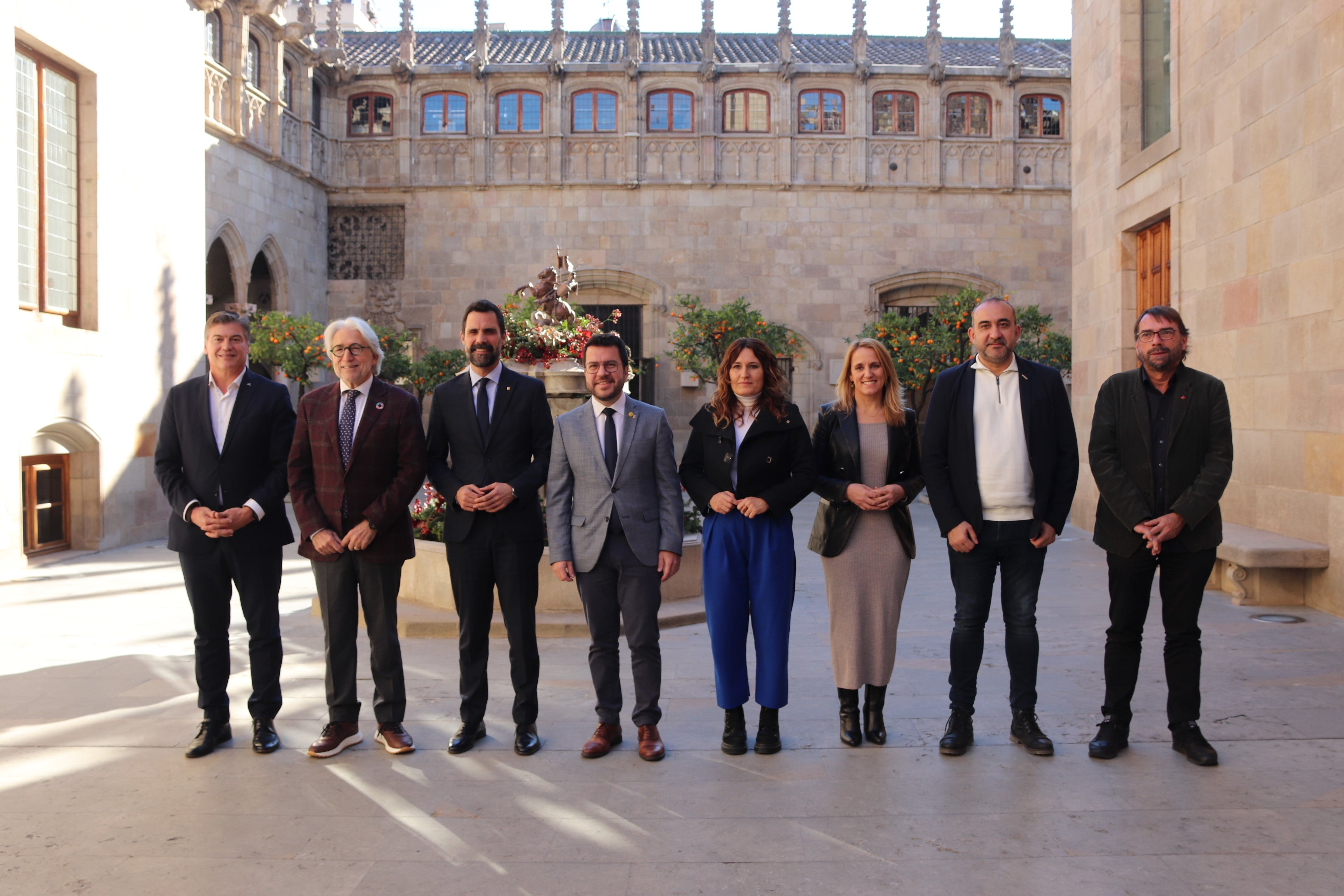 Pere Aragonès presiona a la oposición para aprobar los Presupuestos Pere Aragonès presiona a la oposición para aprobar los Presupuestos