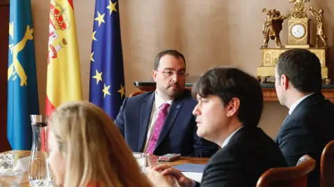 Adrián Barbón durante el Consejo de Gobierno. Adrián Barbón durante el Consejo de Gobierno
