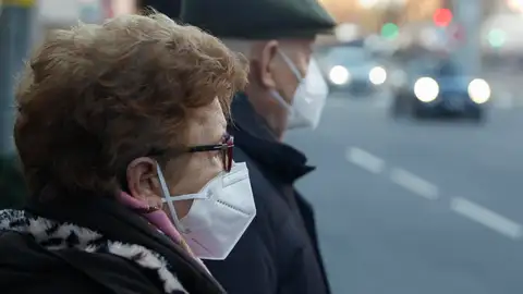 La OMS advierte de Stratus, la nueva cepa de Covid que tiene un síntoma que la delata