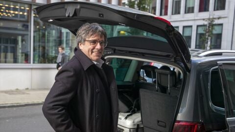Tertulia: Puigdemont amenaza con dinamitar la legislatura