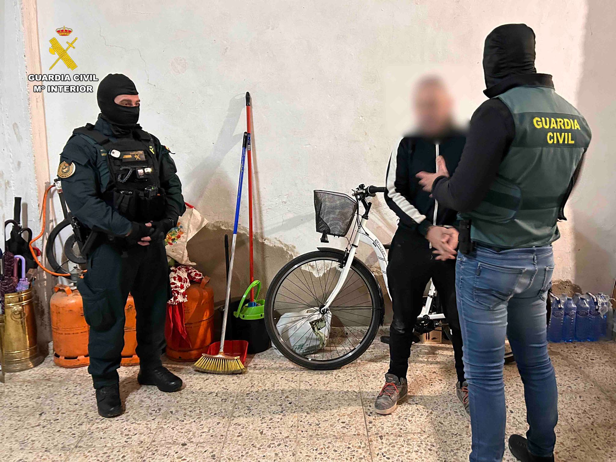Dos detenidos en Rincón de Soto por tráfico de drogas a domicilio Dos detenidos en Rincón de Soto por tráfico de drogas a domicilio