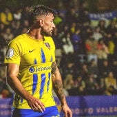 El Orihuela CF da la baja a Rafa Ortiz y se espera que anuncie nuevos fichajes en los próximos días 