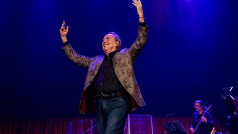 El cantautor catal&aacute;n Joan Manuel Serrat cumple 80 a&ntilde;os