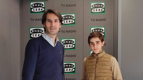 Rufino Gomera y Manuel Rom&aacute;n en los estudios de Onda Cero C&oacute;rdoba