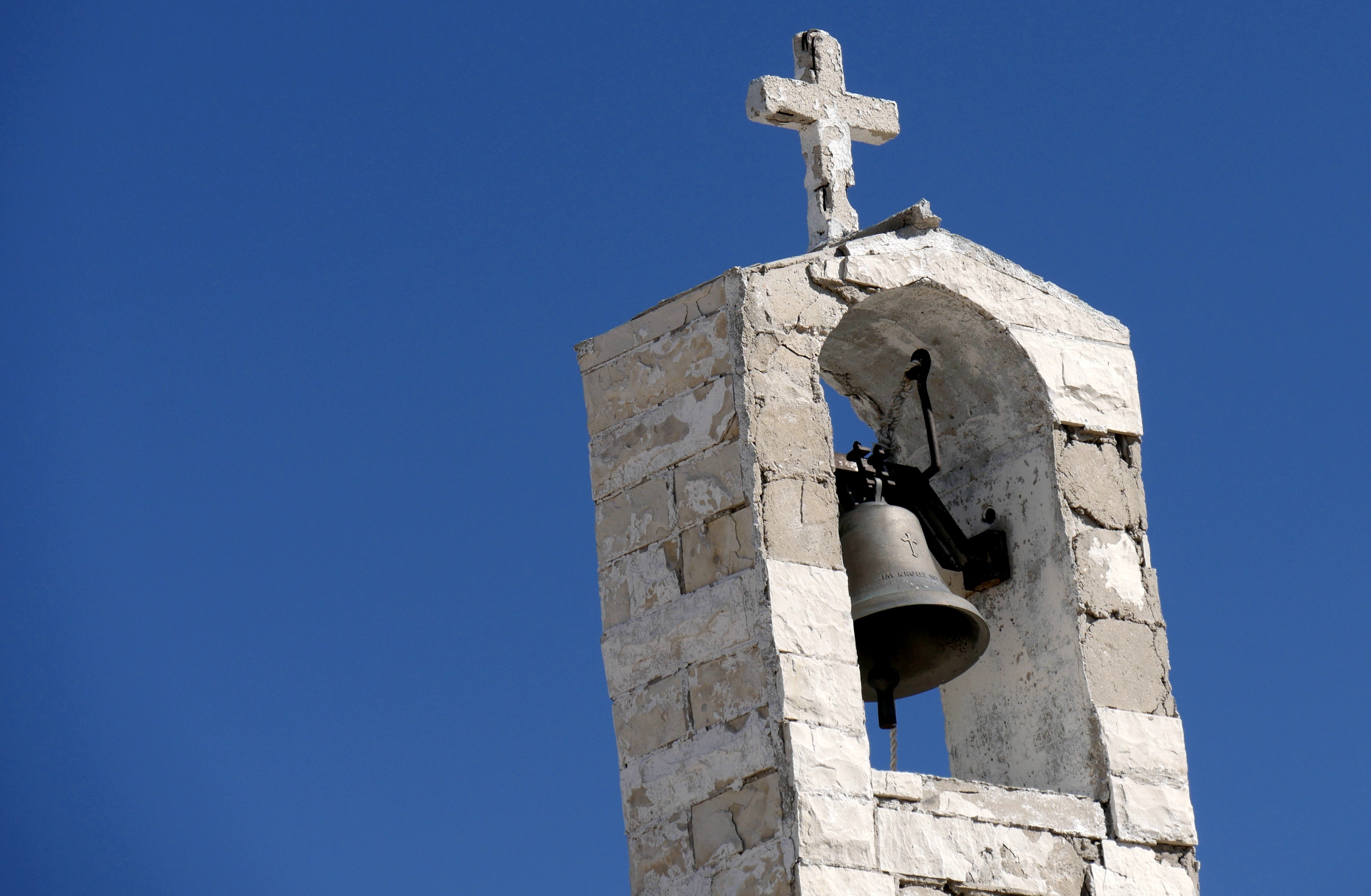 Las campanas y campaneros como voz del pueblo: orígenes, historia, significado y oficio Las campanas y campaneros como voz del pueblo: orígenes, historia, significado y oficio
