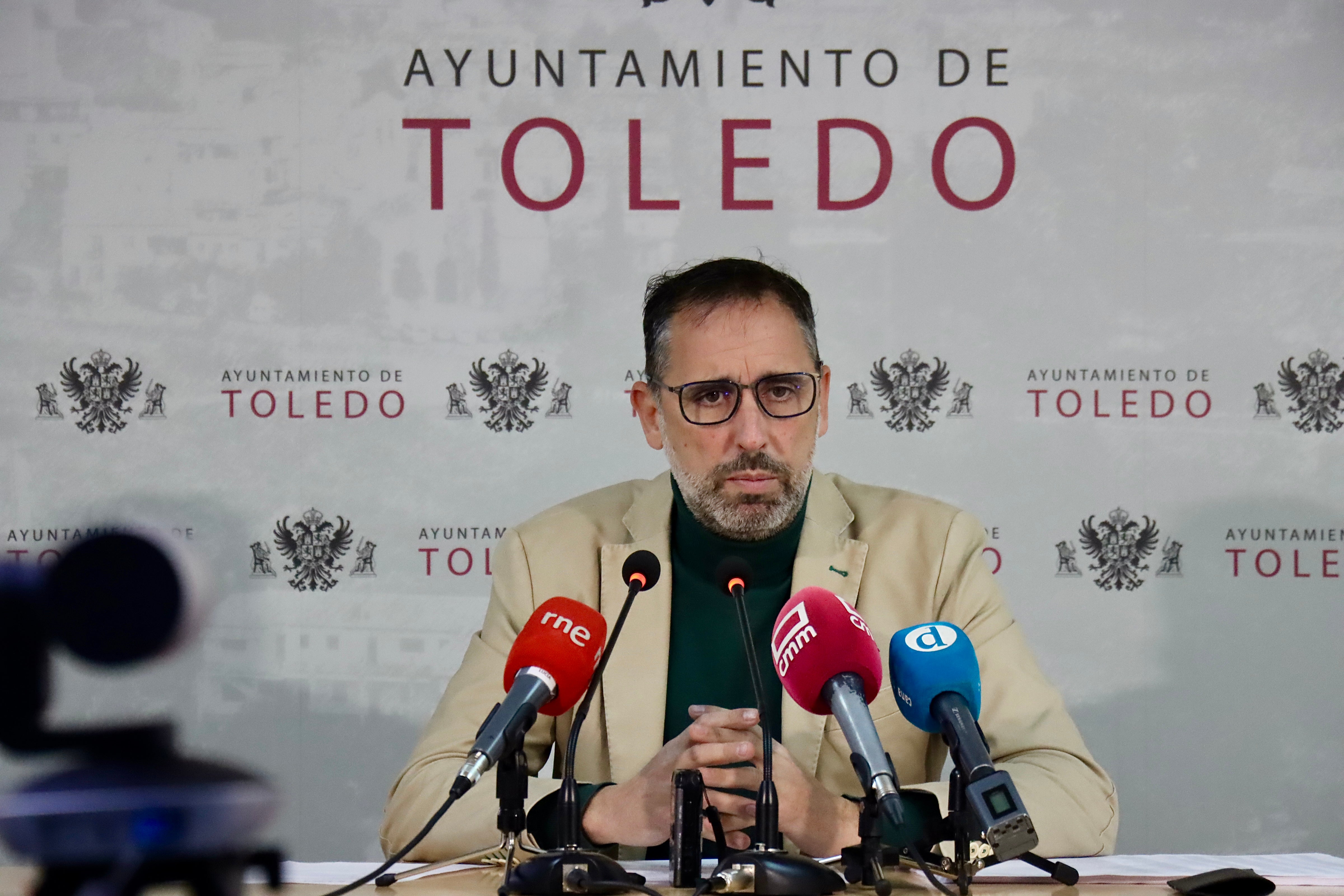 Jiménez sugiere al Gobierno que aproveche la obra del puente sobre el Tajo para el tercer carril de la A-42 Jiménez sugiere al Gobierno que aproveche la obra del puente sobre el Tajo para el tercer carril de la A-42