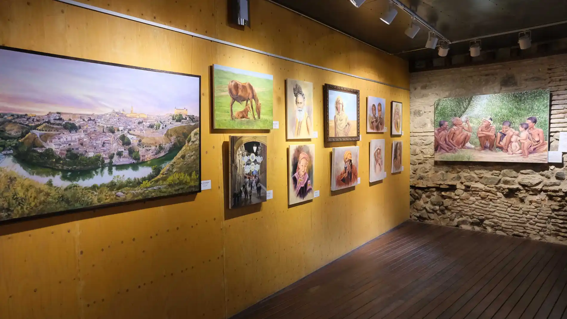 Las Cuevas de Hércules reciben la última exposición de 2023 a cargo del pintor César González