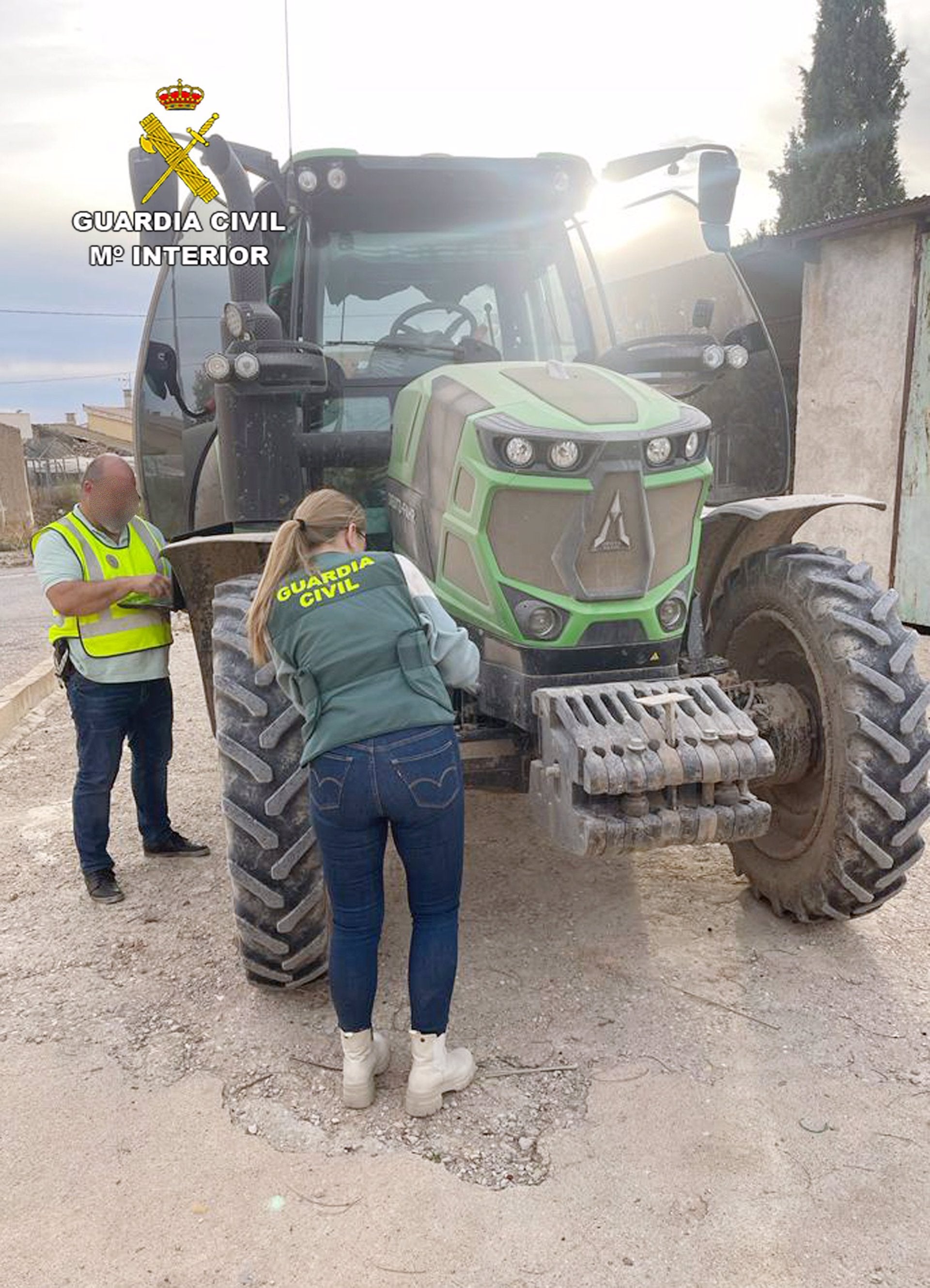 Desarticulada una red dedicada a la modificación fraudulenta de bastidores de vehículos agrícolas Desarticulada una red dedicada a la modificación fraudulenta de bastidores de vehículos agrícolas