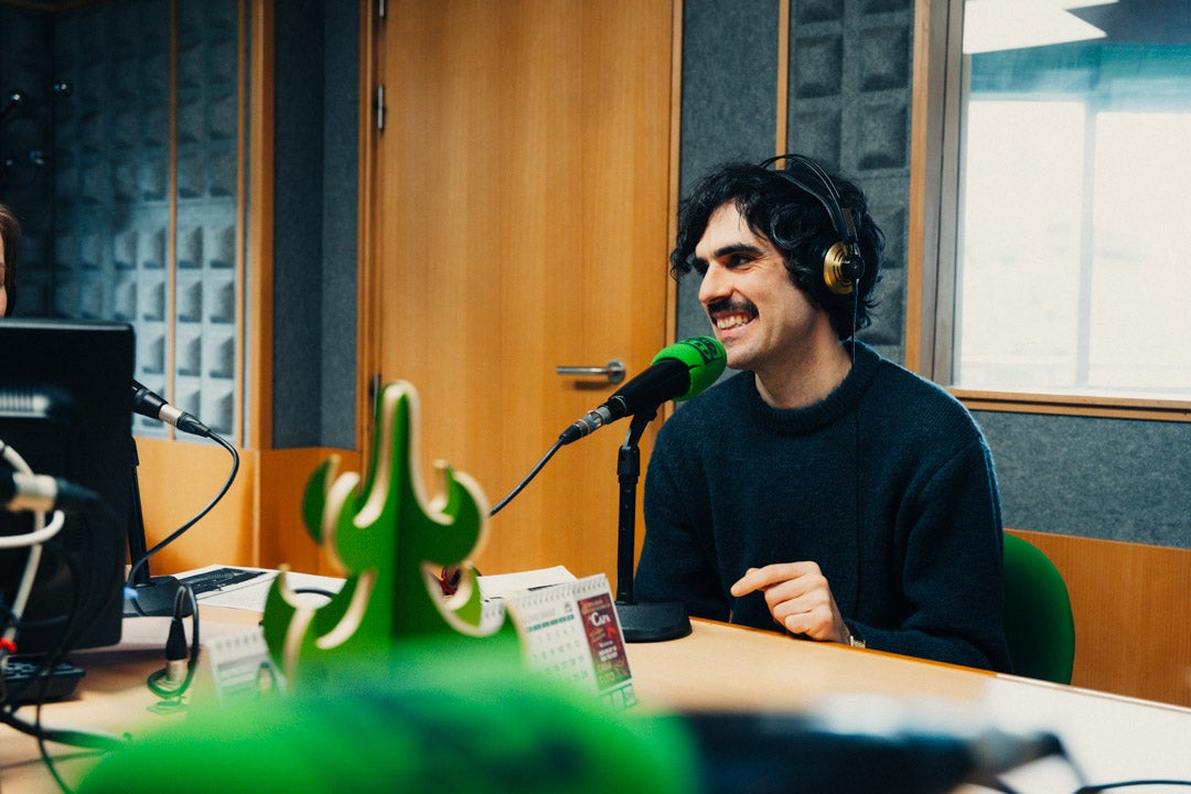 Santi Araújo: “No escucho mi música, me emociona escuchar la música de los demás” Santi Araújo: “No escucho mi música, me emociona escuchar la música de los demás”