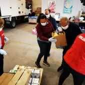 Cada vegada més persones acudeixen a fundacions com Càritas en busca d'ajuda