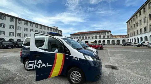 Policía Nacional. Coche policía nacional